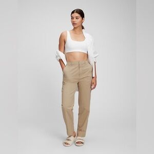 NWOT Gap Cream Mid-Rise Pants Size 6